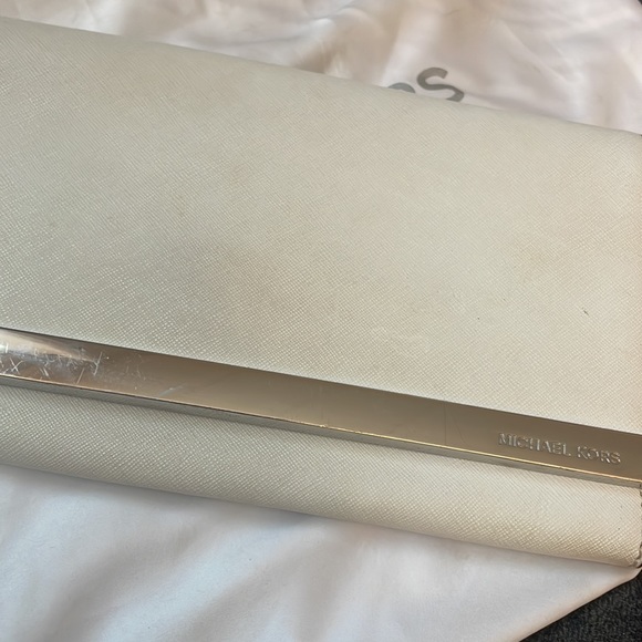 Michael Michael Kors Tilda White Leather Clutch - Picture 3 of 5